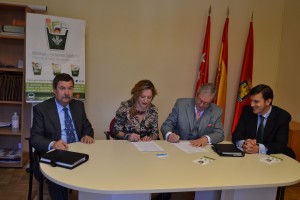 Firma convenio con Caja Rural de Soria, Oficina en Alcalá de Henares